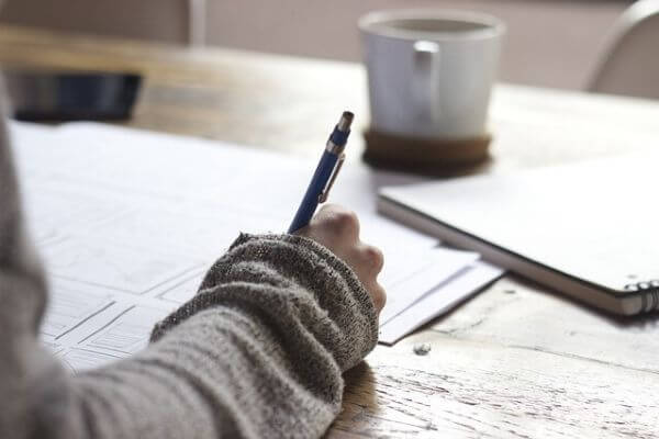5 razones reales por las que debería pausar los pagos de su deuda 5 razones reales por las que debería pausar los pagos de su deuda