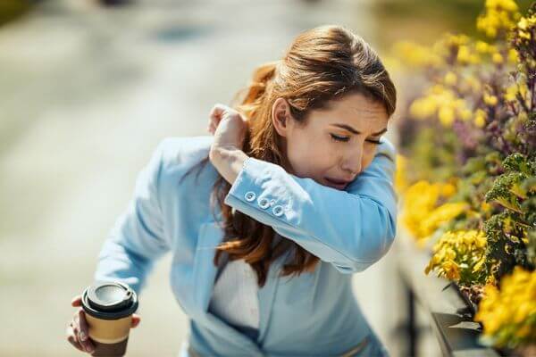 ¿Qué significa picazón en la mano derecha? – [13 Popular Superstitions]