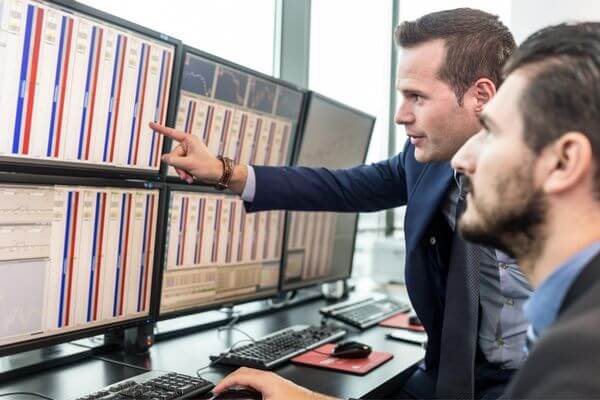 Las 25 mejores películas sobre Wall Street para ver Las 25 mejores películas sobre Wall Street para ver