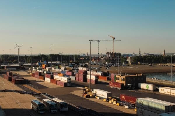Salario del corredor de carga | ¿Cuánto gana un agente de transporte? Salario del corredor de carga | ¿Cuánto gana un agente de transporte?