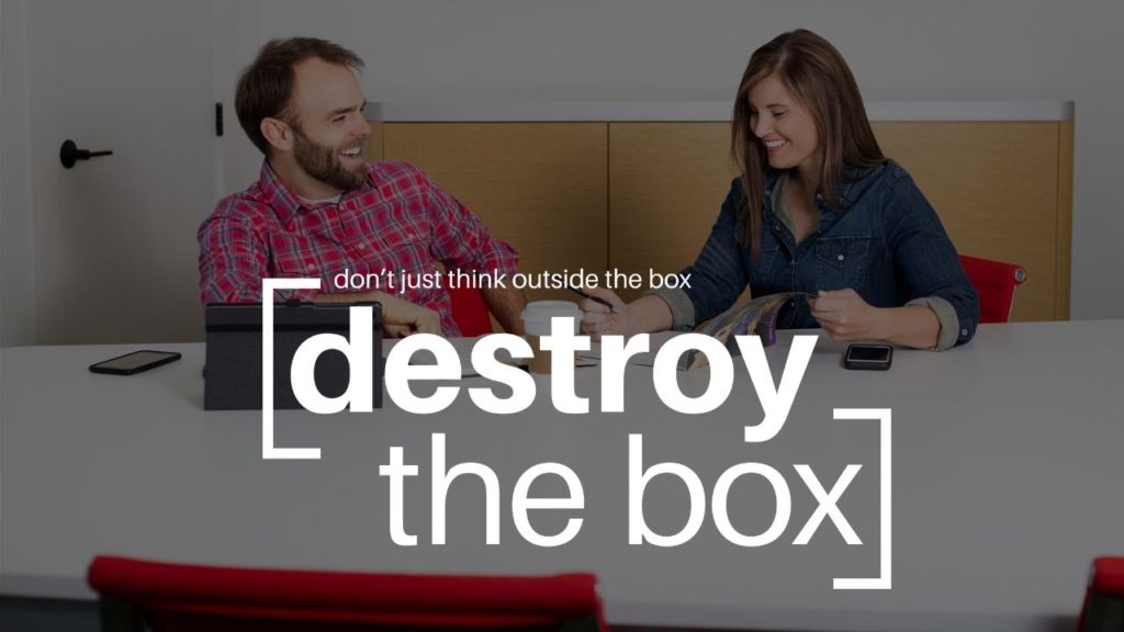 Diez formas comprobadas de pensar fuera de la caja (¡incluso destruir la caja!)