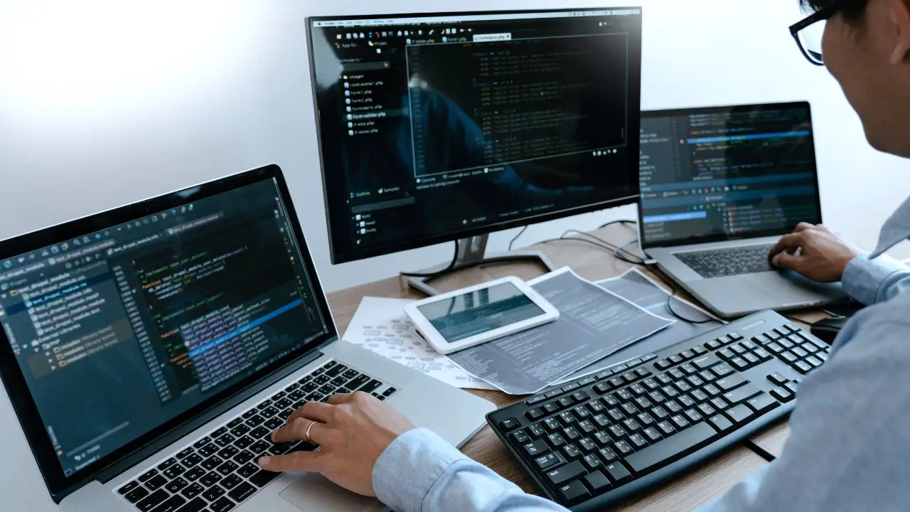 10 (mejores) computadoras para pequeñas empresas // Computadoras portátiles y de escritorio 10 (mejores) computadoras para pequeñas empresas // Computadoras portátiles y de escritorio