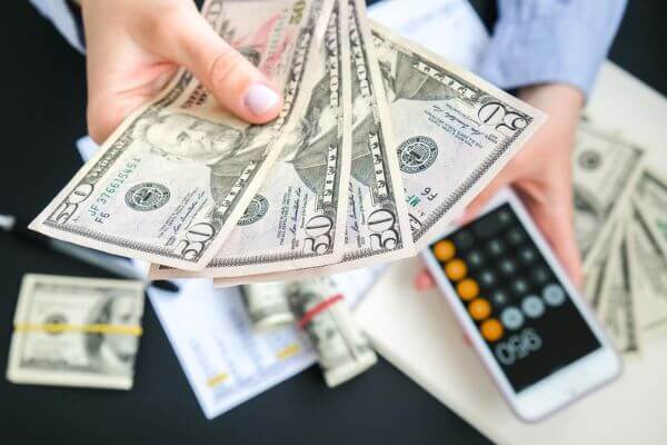 $46,000 al año ¿cuánto es una hora? ¿Buen salario para vivir? $46,000 al año ¿cuánto es una hora? ¿Buen salario para vivir?