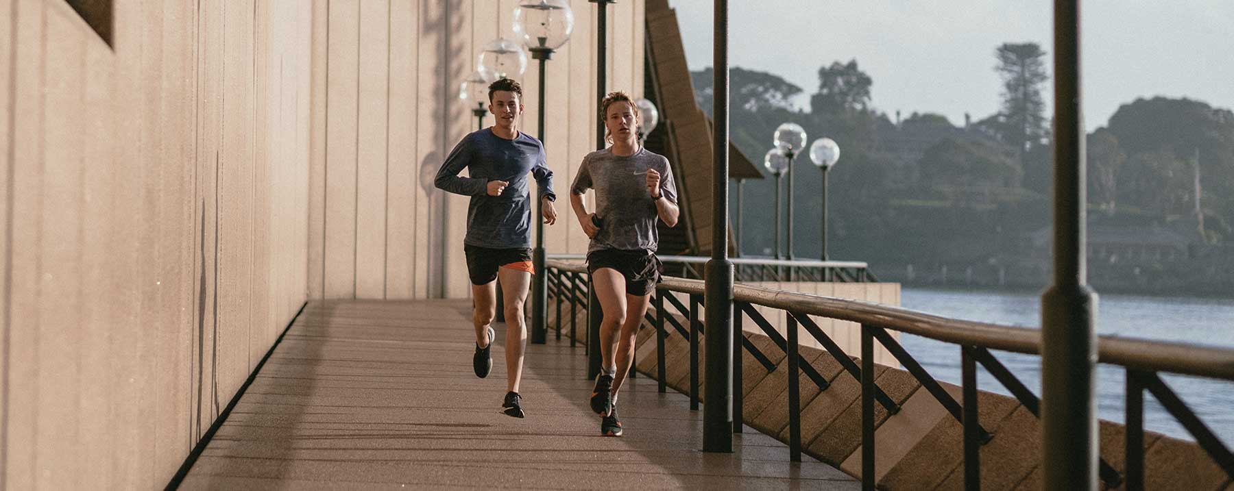 30 trabajos prácticos para papás amas de casa en 2023 (¡con salarios altos!)