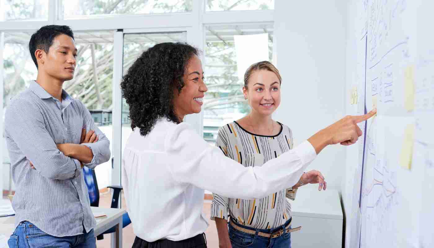 Los 27 mejores trabajos que pagan 200.000 al año (guía definitiva para 2023) Los 27 mejores trabajos que pagan 200.000 al año (guía definitiva para 2023)