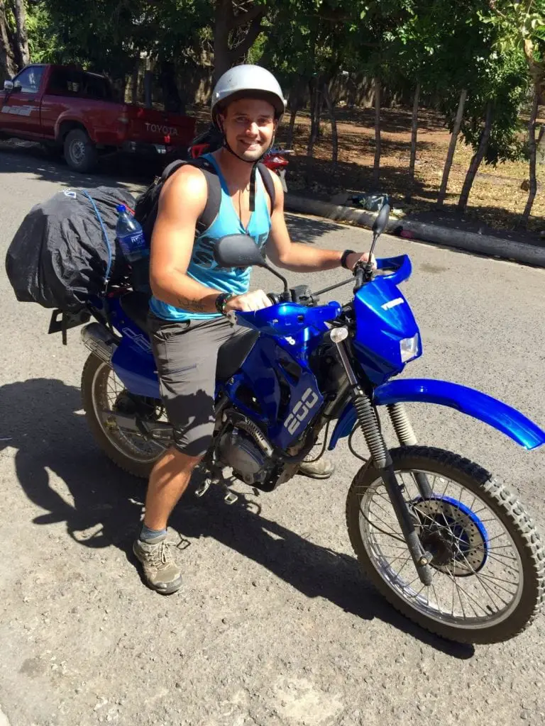 Por qué dejé mi prometedora carrera para viajar por el mundo (y no me arrepiento) Por qué dejé mi prometedora carrera para viajar por el mundo (y no me arrepiento)