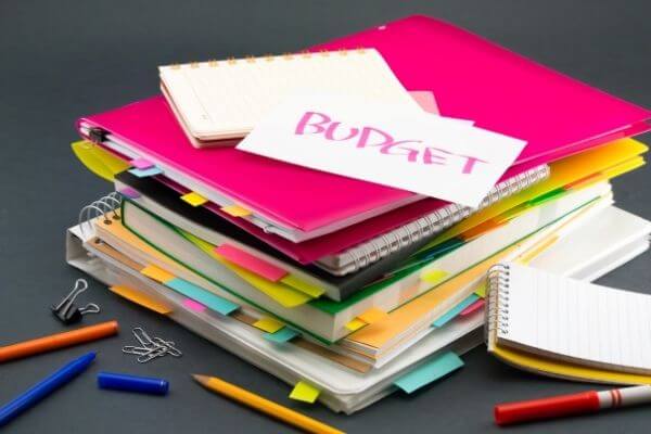 Cómo crear una carpeta de presupuesto para motivar sus objetivos financieros Cómo crear una carpeta de presupuesto para motivar sus objetivos financieros