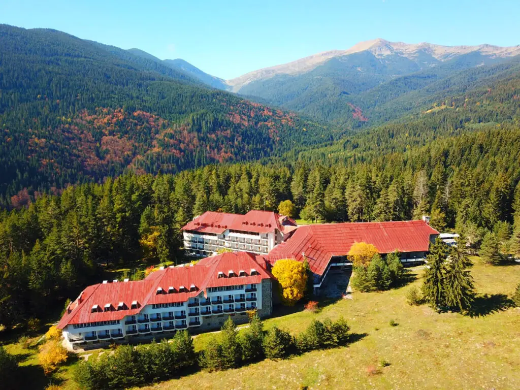 Coliving Semkovo: una mirada a un proyecto de coliving especial de propiedad comunitaria Coliving Semkovo: una mirada a un proyecto de coliving especial de propiedad comunitaria