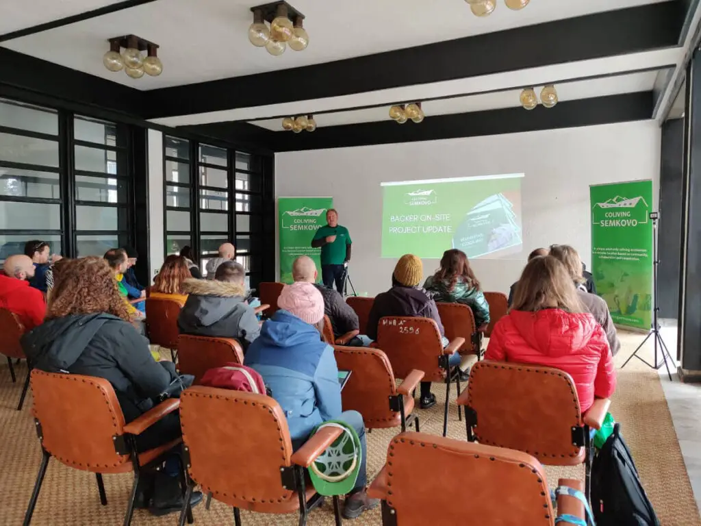 Coliving Semkovo: una mirada a un proyecto de coliving especial de propiedad comunitaria Coliving Semkovo: una mirada a un proyecto de coliving especial de propiedad comunitaria