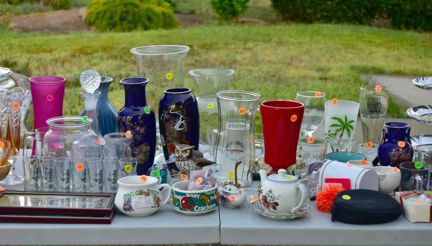 30 trabajos prácticos para papás amas de casa en 2023 (¡con salarios altos!)