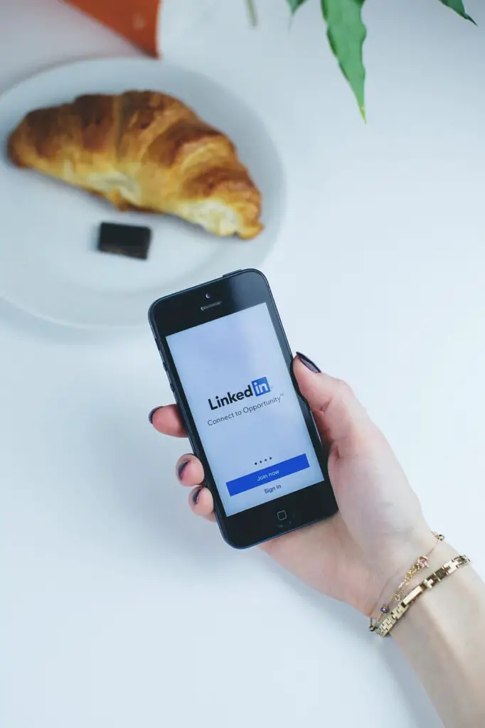 Diez formas en las que un asistente virtual de marketing digital puede hacer explotar su negocio Diez formas en las que un asistente virtual de marketing digital puede hacer explotar su negocio