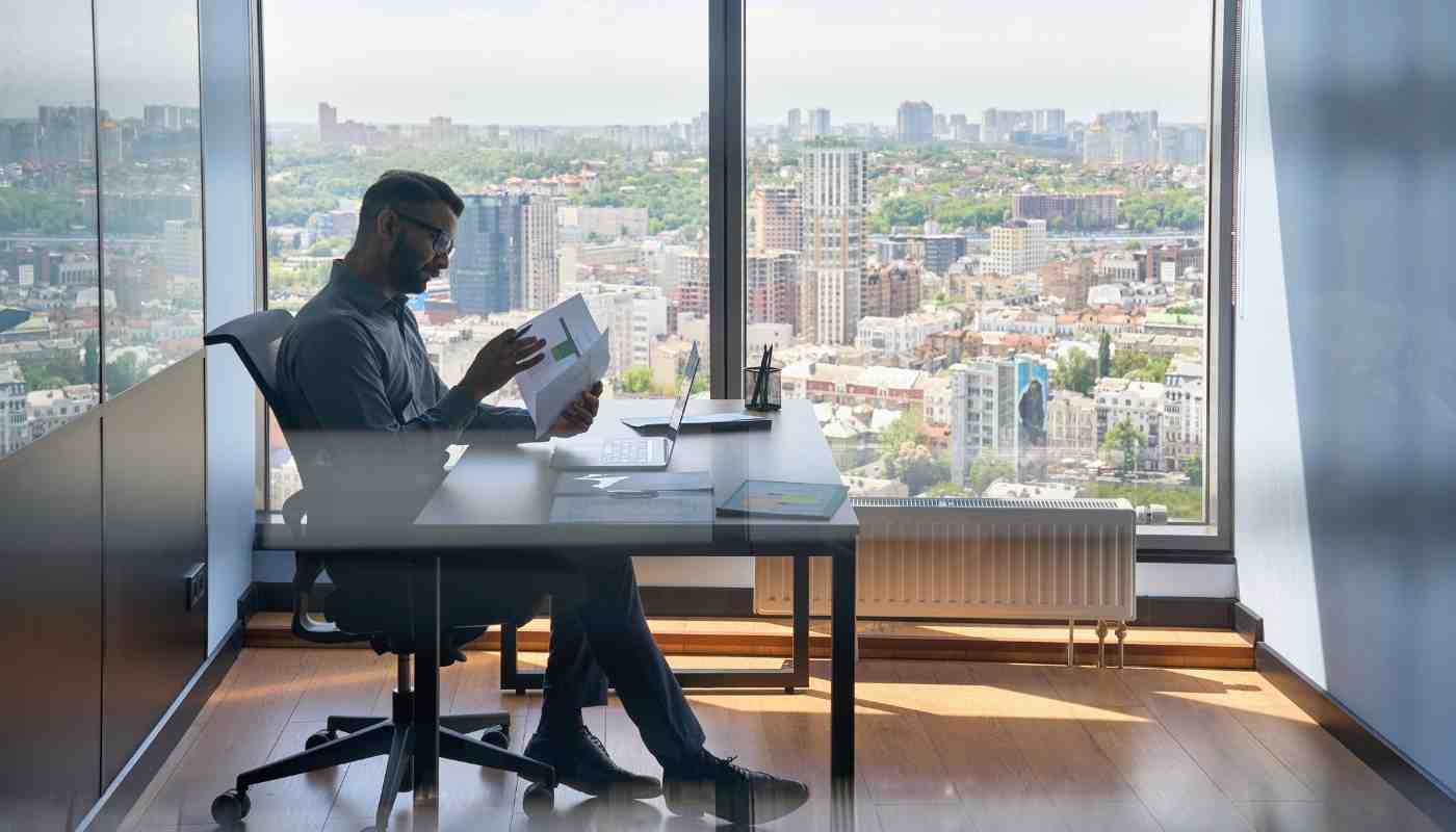 7 formas realistas de ganar $100 000 al mes (guía definitiva para 2023) 7 formas realistas de ganar $100 000 al mes (guía definitiva para 2023)