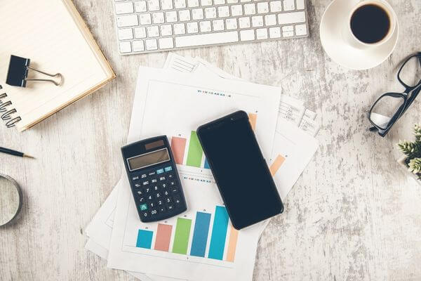 $58,000 por año ¿cuánto es una hora? ¿Buen salario o no? $58,000 por año ¿cuánto es una hora? ¿Buen salario o no?