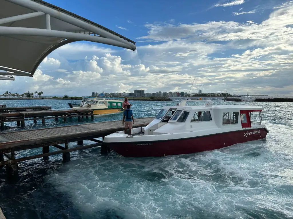 Islas locales de Maldivas: ÚLTIMA guía de viajes para ahorrar dinero (2023) Islas locales de Maldivas: ÚLTIMA guía de viajes para ahorrar dinero (2023)