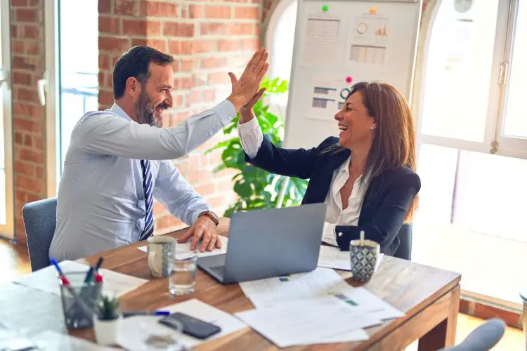 Principales activos de flujo de caja para generar ingresos Principales activos de flujo de caja para generar ingresos