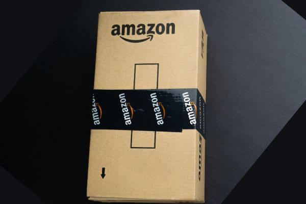 ¿Qué tan tarde entrega Amazon? [Updated Days & Times]
