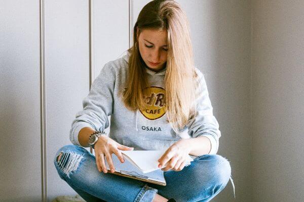10 razones abrumadoras por las que no quiero ir a trabajar 10 razones abrumadoras por las que no quiero ir a trabajar
