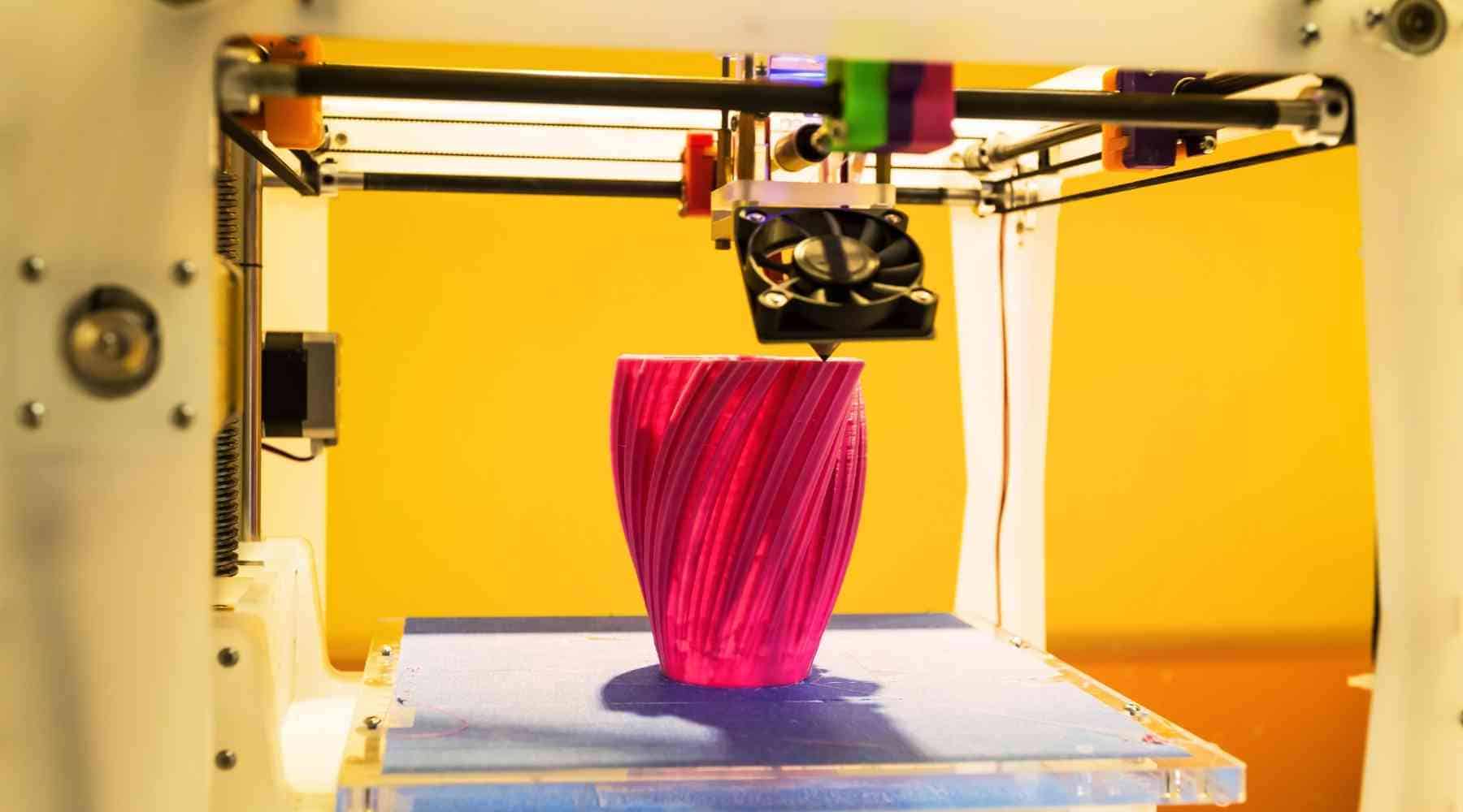 19 mejores formas de ganar dinero con una impresora 3D (Guía 2023)