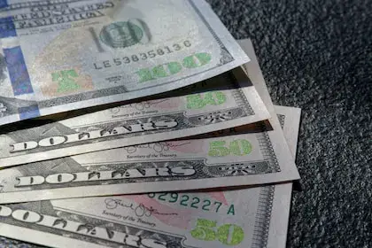 Cómo ganar $300 adicionales a la semana: 12 ideas con los pies en la tierra Cómo ganar $300 adicionales a la semana: 12 ideas con los pies en la tierra