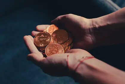 Cómo vivir con $1,600 al mes: 9 estrategias efectivas Cómo vivir con $1,600 al mes: 9 estrategias efectivas