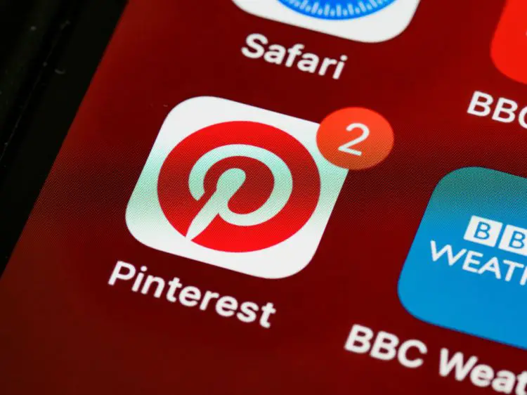¿Cómo se utiliza Pinterest y deberías estar representado allí? ¿Cómo se utiliza Pinterest y deberías estar representado allí?